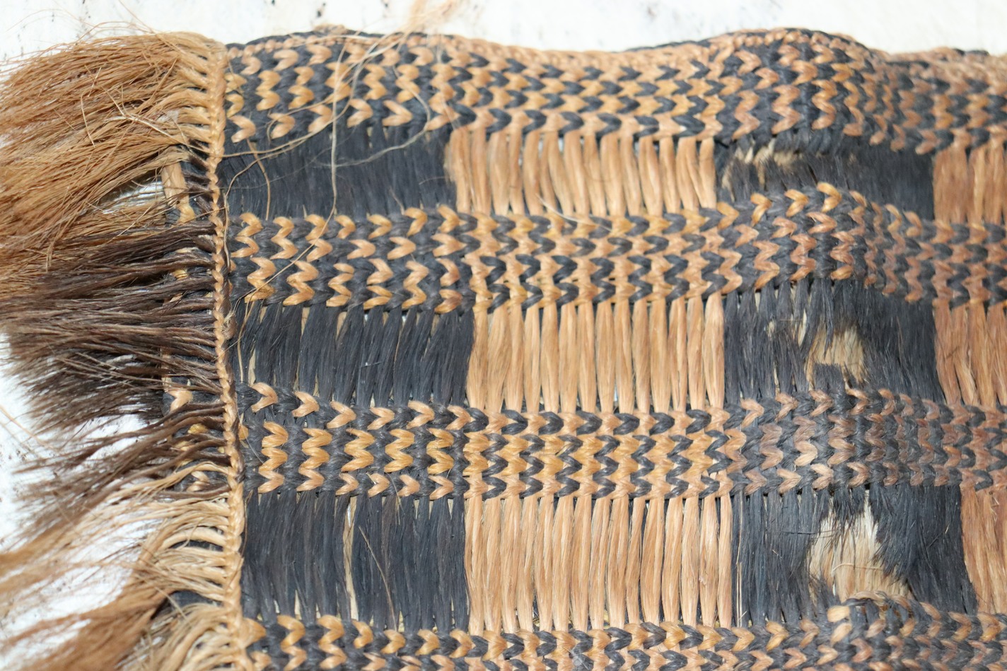 19th century Maori kete muka, Maori antique, Maori artifact, 19th century maori carving, 19th century Maori antique, 19th century Maori artifact, polynesian tribal art antiques and weapons gallery, oceanic tribal art antiques and weapons gallery, ethnographic tribal art antiques and weapons gallery, 19ème siècle Maoris massue de guerre, looking to buy tribal antiques art and weapons, buying Maori antiques, buying Maori clubs, artifacts and weapons, buying Maori antiques, buying Maori clubs and artifacts