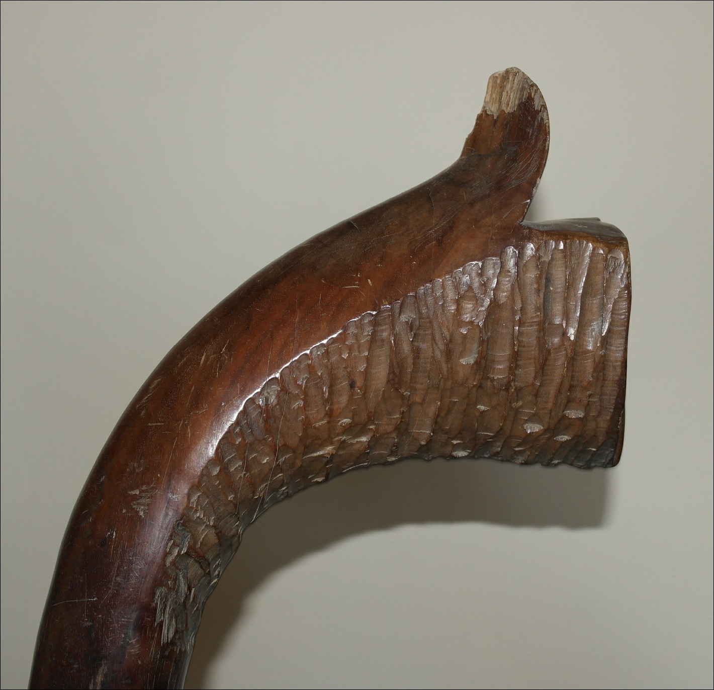 19th century Fijian gata club, 19th century Fijian antique, 19th century Fijian club, 19th century Fijian war club, Fijian weapon, Fijian artifact, Polynesian tribal art antiques and weapons gallery, Oceanic tribal art antiques and weapons gallery, ethnographic tribal art antiques and weapons gallery, 19ème siècle Fidji massue de guerre, looking to buy Fijian tribal antiques art and weapons, buying Fijian antiques, buying Fijian clubs artifacts and weapons, buying Fijian antiques