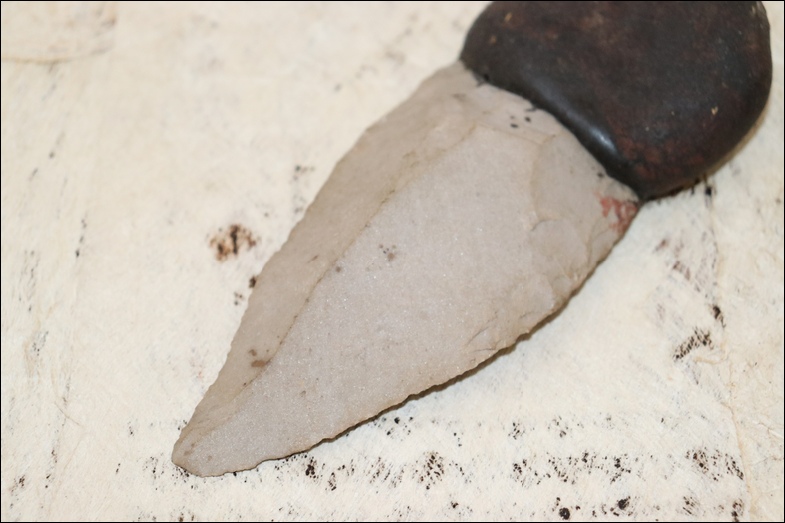 Aboriginal stone bladed knife Leilira, Aboriginal artifact, 19th century Aboriginal artifact, antique aboriginal
