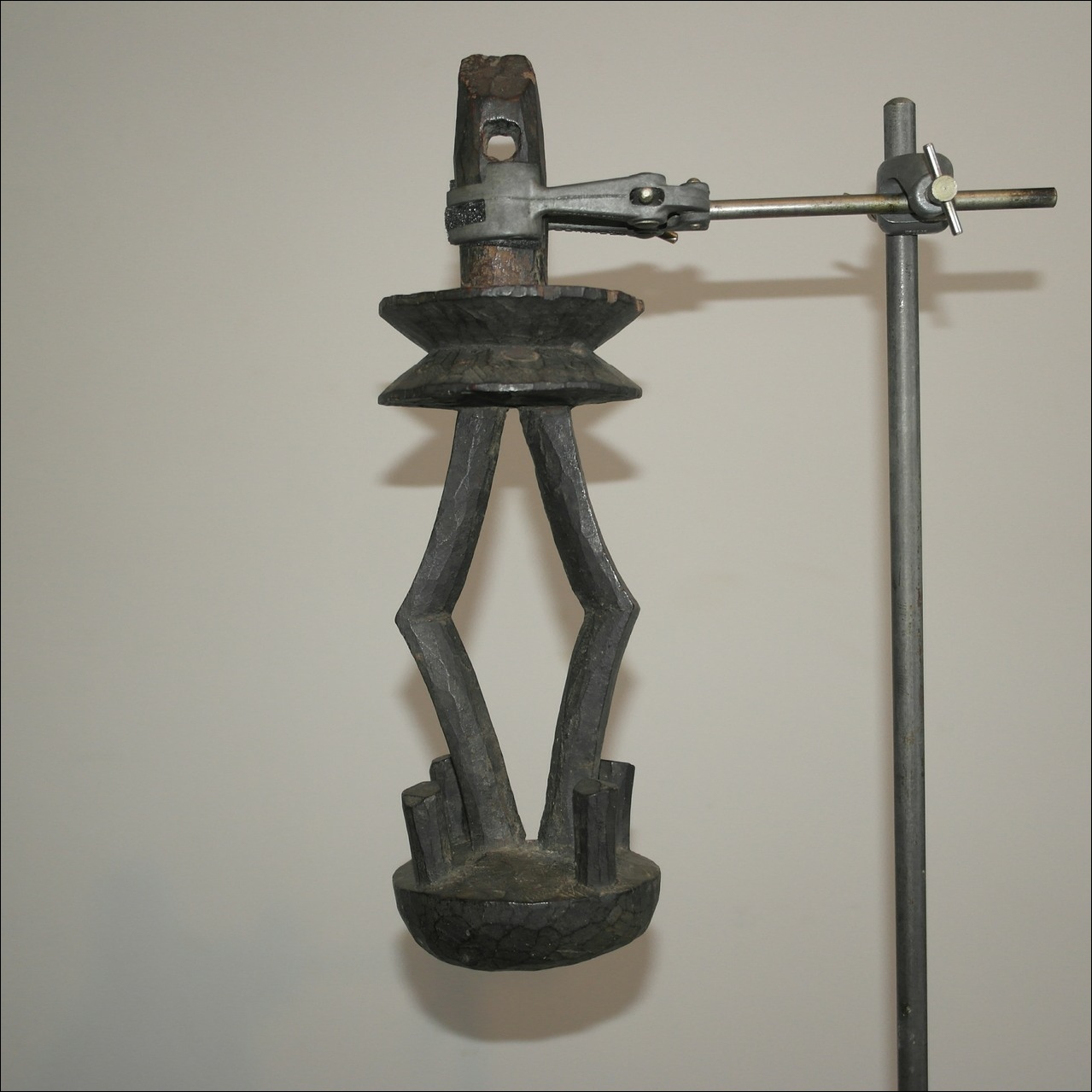 19th century Fijian food hook i Lilili ni Kakana, Fijian antique, Fijian artifact, 19th century fijian artifact, Polynesian tribal art antiques and weapons gallery, Oceanic tribal art antiques and weapons gallery, ethnographic tribal art antiques and weapons gallery, 19ème siècle Fidji massue de guerre, looking to buy Fijian tribal antiques art and weapons, buying Fijian antiques, buying Fijian clubs artifacts and weapons, buying Fijian antiques