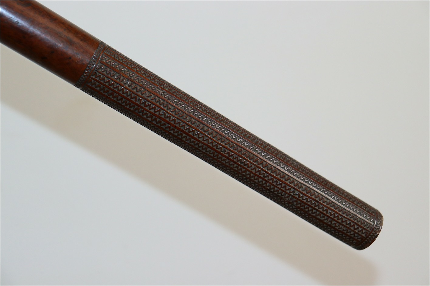 19th century fijian bowai club, 19th century Fijian pole club, 19th century Fijian antique, 19th century Fijian club, 19th century Fijian war club, Fijian weapon, Fijian artifact, Polynesian tribal art antiques and weapons gallery, Oceanic tribal art antiques and weapons gallery, ethnographic tribal art antiques and weapons gallery, 19ème siècle Fidji massue de guerre, looking to buy Fijian tribal antiques art and weapons, buying Fijian antiques, buying Fijian clubs artifacts and weapons, buying Fijian antiques