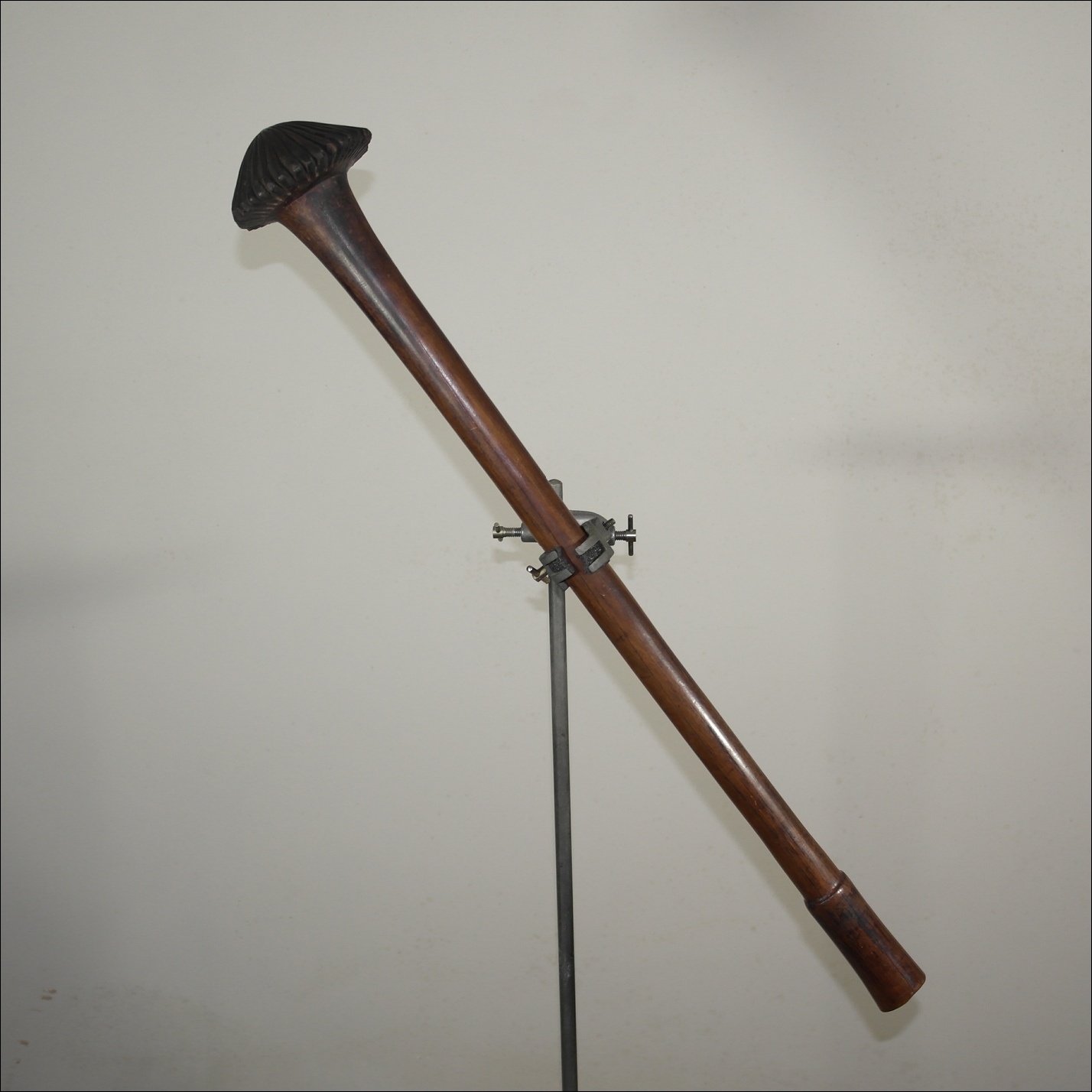 19th century New Caledonian club, antique new caledonian club, tribal weapon New Caladonian Kanak Club, New Caledonian dome-headed phallic club, massue, nueva caledonia massue, Tribal Art Gallery, 19th century Polynesian art and weapons, Ethnographic antiques, artifacts and weapons, 19th century Vanuatu  club, 19th century Melanesian and Micronesian  art antiques and weapons, Ethnographic antiques  artifacts and weapons, 19th century New Caledonian war club, melanesian and micronesian antique, melanesian and micronesian artifact, 19th century New Caledonian artifact, Polynesian tribal art antiques and weapons gallery, Oceanic tribal art antiques and weapons gallery, ethnographic tribal art antiques and weapons gallery, 19ème siècle New Caledonian massue de guerre, looking to buy New Caledonian tribal antiques art and weapons, buying New Caledonian antiques, buying melanesian and micronesian clubs artifacts and weapons, buying New Caledonian antiques