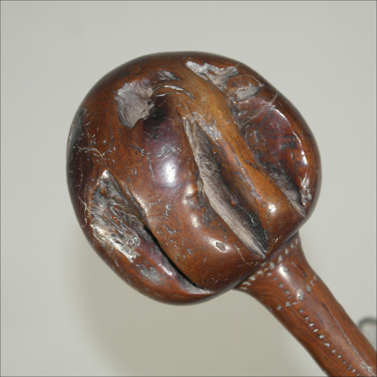19th century Fijian ula throwing club, 19th century Fijian antique, 19th century Fijian club, 19th century Fijian war club, Fijian weapon, Fijian artifact, Polynesian tribal art antiques and weapons gallery, Oceanic tribal art antiques and weapons gallery, ethnographic tribal art antiques and weapons gallery, 19ème siècle Fidji massue de guerre, looking to buy Fijian tribal antiques art and weapons, buying Fijian antiques, buying Fijian clubs artifacts and weapons, buying Fijian antiques