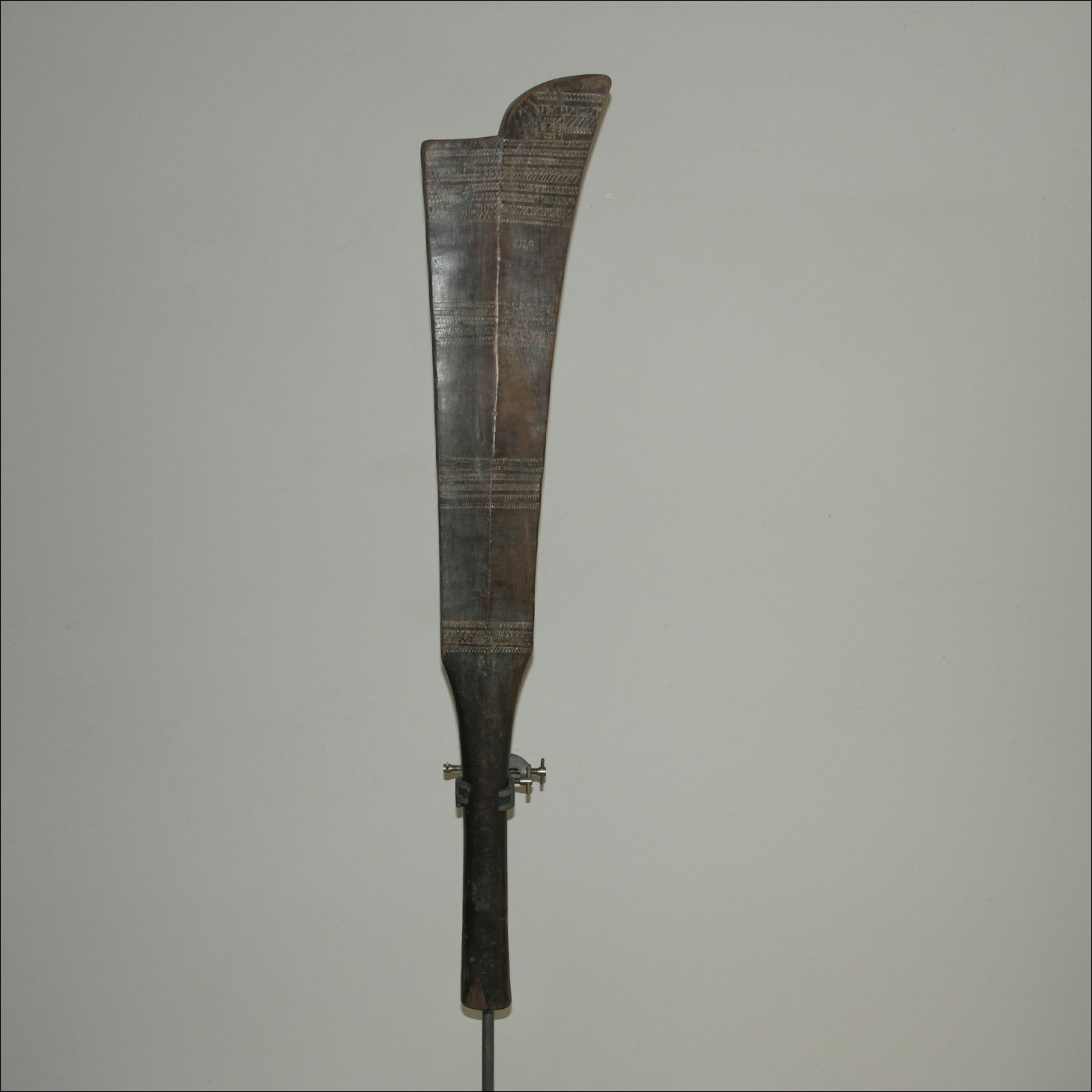 19th century Samoan nofi oti club, Samoan coconut stalk club, 19th century Polynesian art and weapons, Ethnographic antiques, artifacts and weapons, 19th century Samoan war club, 19th century Samoan and Tongan art antiques and weapons, Tongan and Samoan antique, Tongan and Samoan artifact, 19th century Tongan and Samoan artifact, Polynesian tribal art antiques and weapons gallery, Oceanic tribal art antiques and weapons gallery, ethnographic tribal art antiques and weapons gallery, 19ème siècle Samoan massue de guerre, looking to buy Tongan and Samoan tribal antiques art and weapons, buying Tongan and Samoan antiques, buying Tongan and Samoan clubs artifacts and weapons, buying Tongan and Samoan antiques
