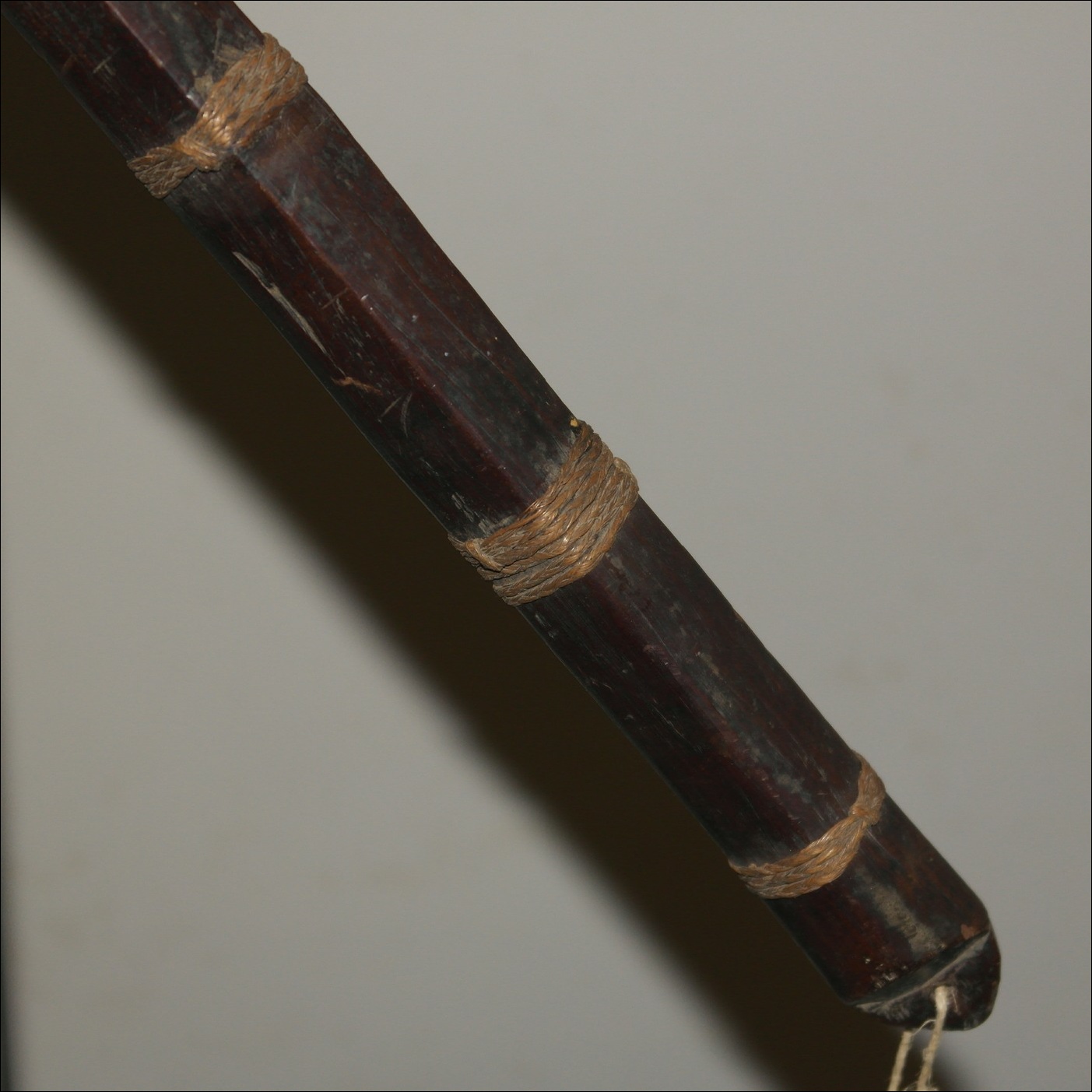19th century Samoan anave club, Samoan coconut stalk club, uatongi, 19th century Polynesian art and weapons, Ethnographic antiques, artifacts and weapons, 19th century Samoan war club, 19th century Samoan and Tongan art antiques and weapons, Tongan and Samoan antique, Tongan and Samoan artifact, 19th century Tongan and Samoan artifact, Polynesian tribal art antiques and weapons gallery, Oceanic tribal art antiques and weapons gallery, ethnographic tribal art antiques and weapons gallery, 19ème siècle Samoan massue de guerre, looking to buy Tongan and Samoan tribal antiques art and weapons, buying Tongan and Samoan antiques, buying Tongan and Samoan clubs artifacts and weapons, buying Tongan and Samoan antiques