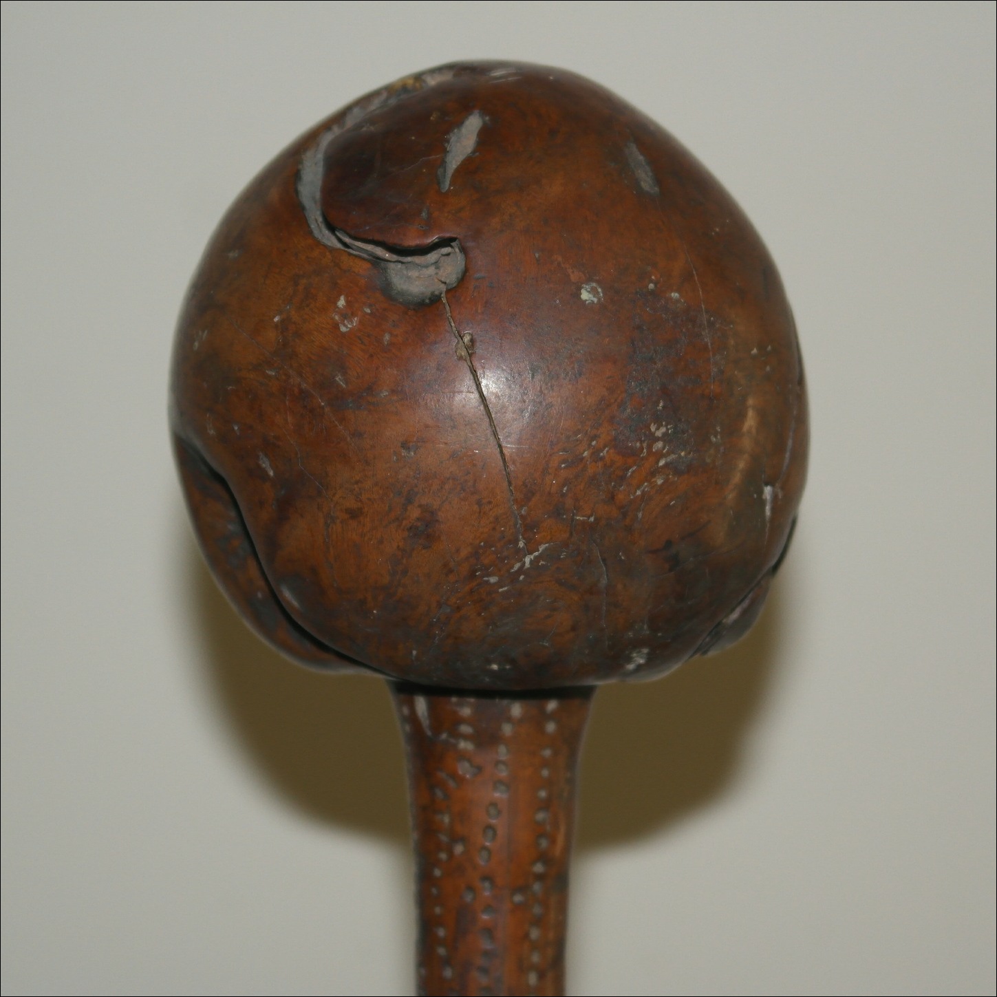 19th century Fijian ula throwing club, 19th century Fijian antique, 19th century Fijian club, 19th century Fijian war club, Fijian weapon, Fijian artifact, Polynesian tribal art antiques and weapons gallery, Oceanic tribal art antiques and weapons gallery, ethnographic tribal art antiques and weapons gallery, 19ème siècle Fidji massue de guerre, looking to buy Fijian tribal antiques art and weapons, buying Fijian antiques, buying Fijian clubs artifacts and weapons, buying Fijian antiques