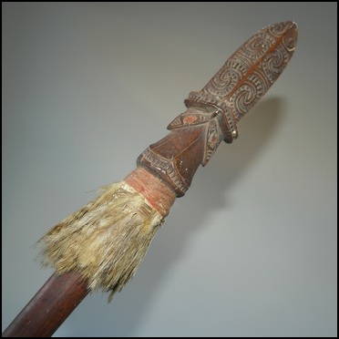 19th century Maori taiaha, Maori weapon, antique taiaha, antique Maori, Maori artifact, Maori club, 19th century Maori war club, Oceanic tribal art antiques and weapons gallery, Polynesian tribal art antiques and weapons gallery, Maori ethnographic tribal art antiques and weapons gallery, 19ème siècle Maoris massue de guerre, looking to buy tribal antiques art and weapons, buying Maori antiques, buying Maori clubs, artifacts and weapons, buying Maori antiques, buying Maori clubs and artifacts