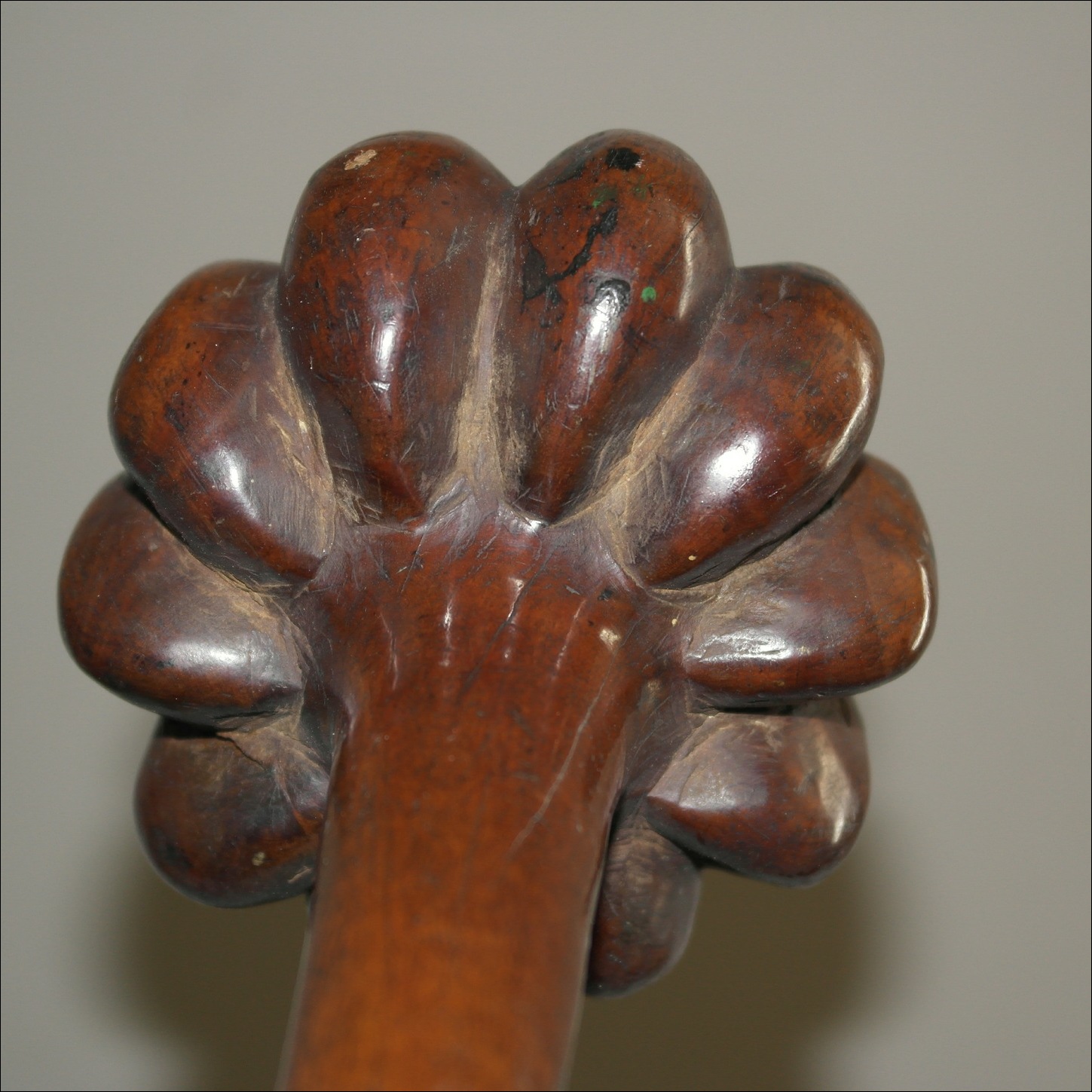 19th century Fijian ula throwing club, 19th century Fijian antique, 19th century Fijian club, 19th century Fijian war club, Fijian weapon, Fijian artifact, Polynesian tribal art antiques and weapons gallery, Oceanic tribal art antiques and weapons gallery, ethnographic tribal art antiques and weapons gallery, 19ème siècle Fidji massue de guerre, looking to buy Fijian tribal antiques art and weapons, buying Fijian antiques, buying Fijian clubs artifacts and weapons, buying Fijian antiques