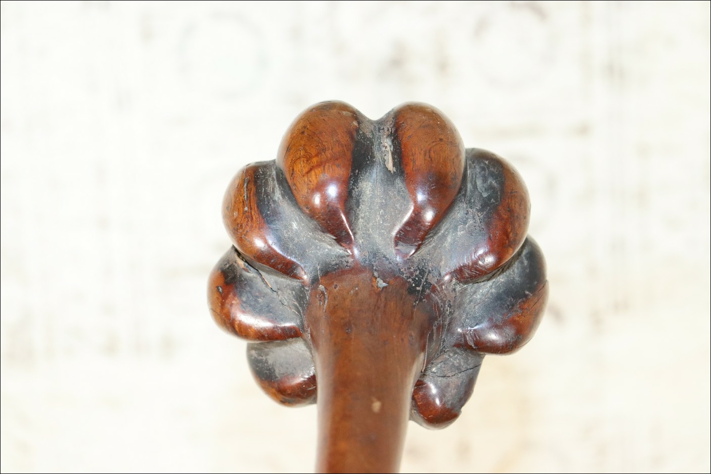 19th century Fijian ula throwing club, 19th century Fijian antique, 19th century Fijian club, 19th century Fijian war club, Fijian weapon, Fijian artifact, Polynesian tribal art antiques and weapons gallery, Oceanic tribal art antiques and weapons gallery, ethnographic tribal art antiques and weapons gallery, 19ème siècle Fidji massue de guerre, looking to buy Fijian tribal antiques art and weapons, buying Fijian antiques, buying Fijian clubs artifacts and weapons, buying Fijian antiques