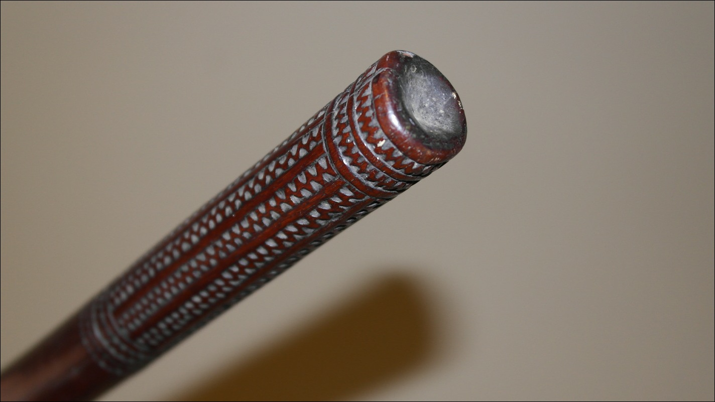 19th century Fijian ula throwing club, 19th century Fijian antique, 19th century Fijian club, 19th century Fijian war club, Fijian weapon, Fijian artifact, Polynesian tribal art antiques and weapons gallery, Oceanic tribal art antiques and weapons gallery, ethnographic tribal art antiques and weapons gallery, 19ème siècle Fidji massue de guerre, looking to buy Fijian tribal antiques art and weapons, buying Fijian antiques, buying Fijian clubs artifacts and weapons, buying Fijian antiques