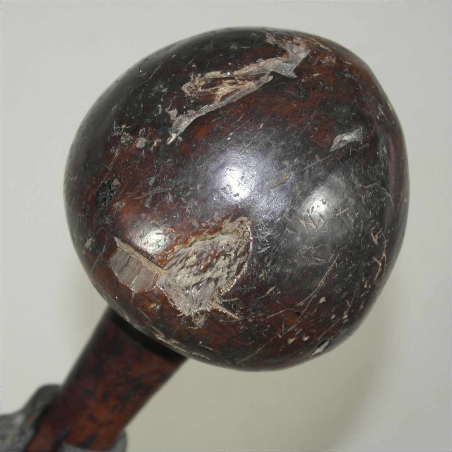 19th century Fijian ula throwing club, 19th century Fijian antique, 19th century Fijian club, 19th century Fijian war club, Fijian weapon, Fijian artifact, Polynesian tribal art antiques and weapons gallery, Oceanic tribal art antiques and weapons gallery, ethnographic tribal art antiques and weapons gallery, 19ème siècle Fidji massue de guerre, looking to buy Fijian tribal antiques art and weapons, buying Fijian antiques, buying Fijian clubs artifacts and weapons, buying Fijian antiques
