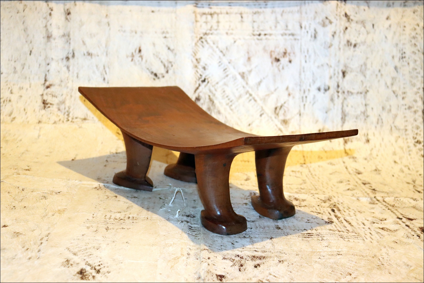 19th century Cook Islands stool no'oanga