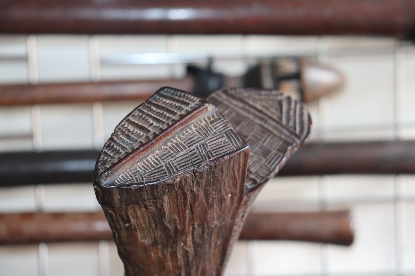 19th century Fijian gata club, 19th century Fijian antique, 19th century Fijian club, 19th century Fijian war club, Fijian weapon, Fijian artifact, Polynesian tribal art antiques and weapons gallery, Oceanic tribal art antiques and weapons gallery, ethnographic tribal art antiques and weapons gallery, 19ème siècle Fidji massue de guerre, looking to buy Fijian tribal antiques art and weapons, buying Fijian antiques, buying Fijian clubs artifacts and weapons, buying Fijian antiques