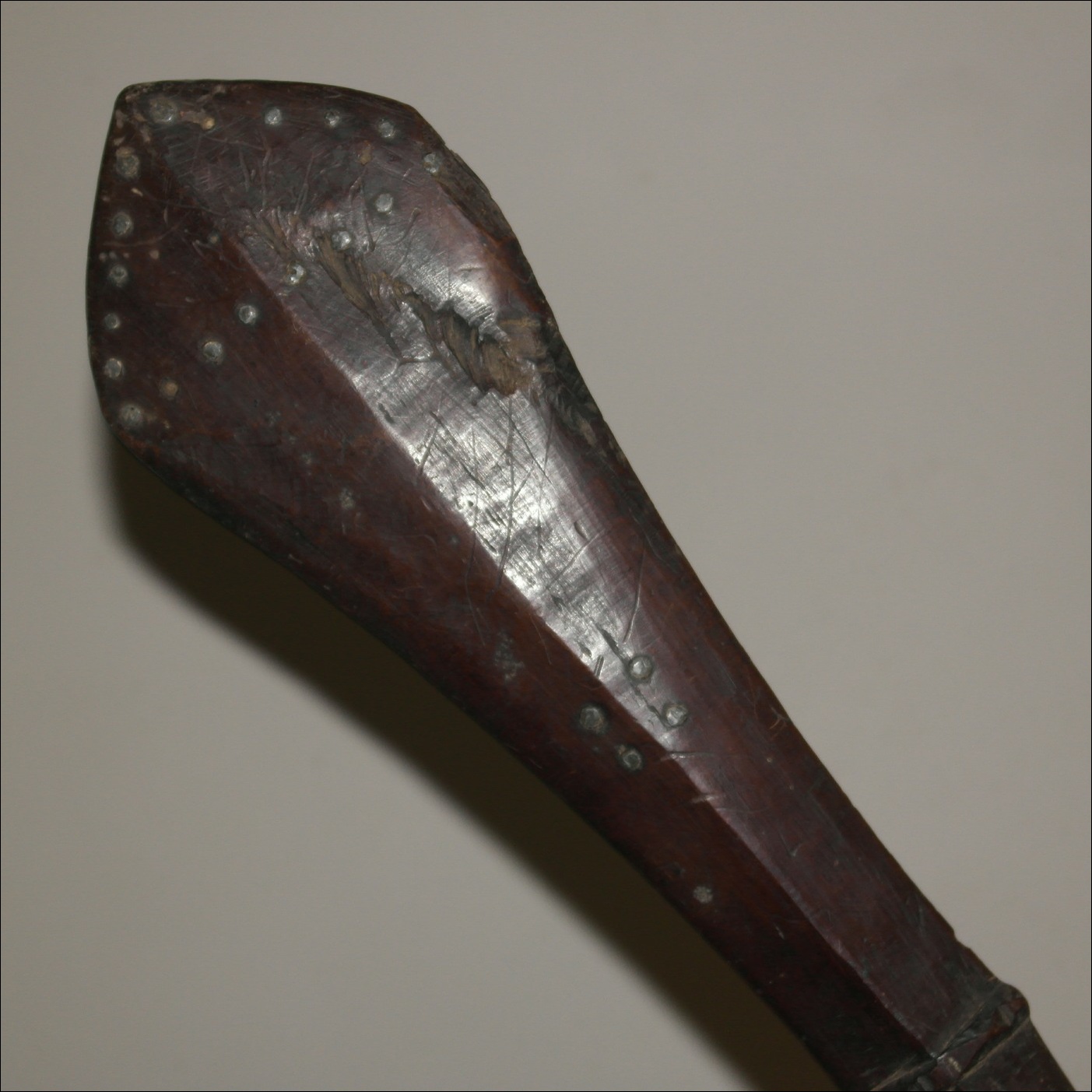19th century Samoan anave club, Samoan coconut stalk club, uatongi, 19th century Polynesian art and weapons, Ethnographic antiques, artifacts and weapons, 19th century Samoan war club, 19th century Samoan and Tongan art antiques and weapons, Tongan and Samoan antique, Tongan and Samoan artifact, 19th century Tongan and Samoan artifact, Polynesian tribal art antiques and weapons gallery, Oceanic tribal art antiques and weapons gallery, ethnographic tribal art antiques and weapons gallery, 19ème siècle Samoan massue de guerre, looking to buy Tongan and Samoan tribal antiques art and weapons, buying Tongan and Samoan antiques, buying Tongan and Samoan clubs artifacts and weapons, buying Tongan and Samoan antiques